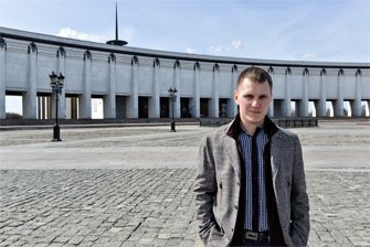 Роман Акользин