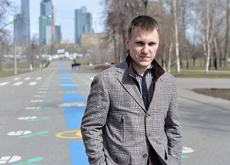 Роман Акользин