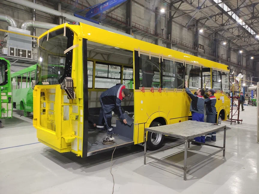 В Ульяновске запустили производство низкопольных автобусов на метане В Ульяновске запустили производство низкопольных автобусов на метане