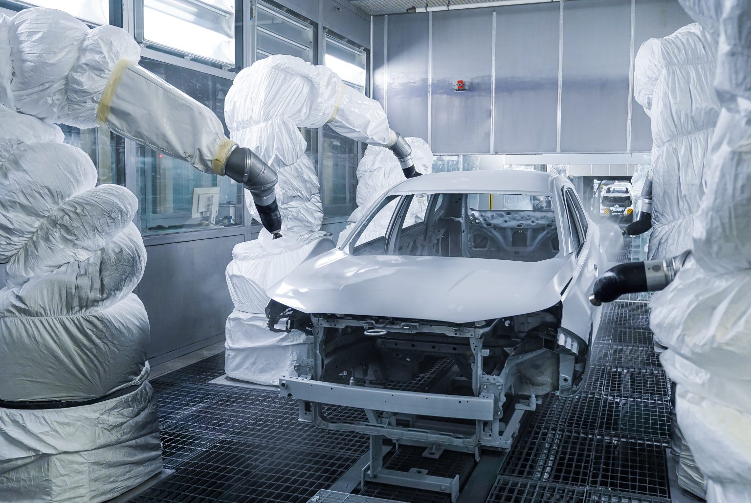 От Volkswagen к Tenet: калужский завод освоил высокотехнологичную окраску кузовов