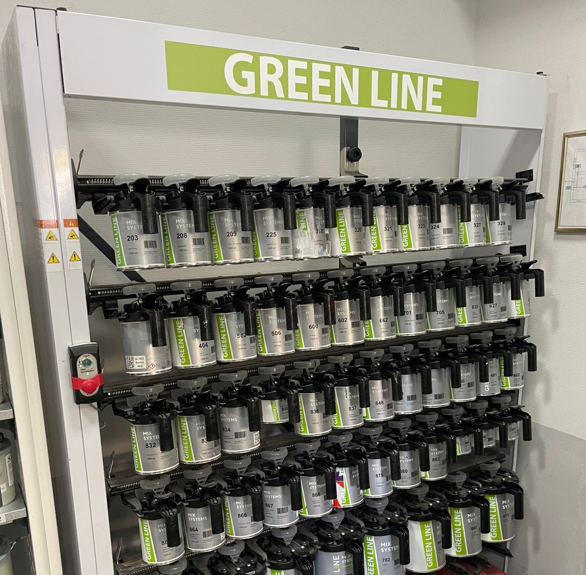 Green Line: за краской едут из разных городов