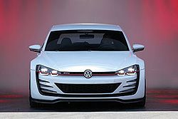 Мировая премьера гоночной версии Volkswagen Golf GTI