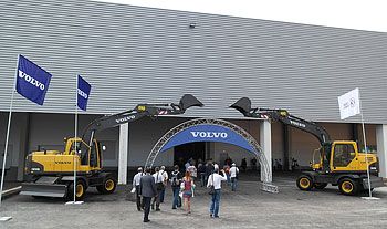 Тысяча ковшей, Volvo открывает новый завод