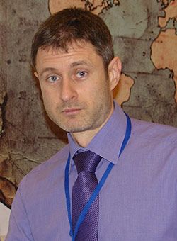 Александр Локшин